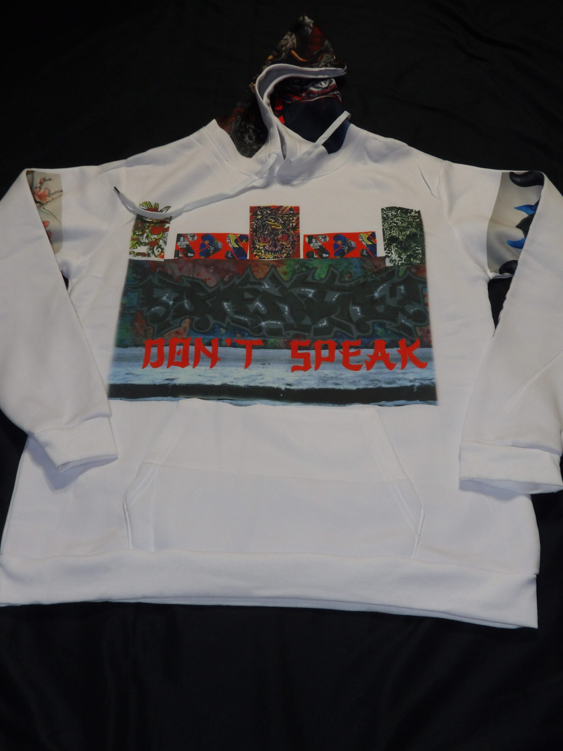 STREET FACES - L - 90$